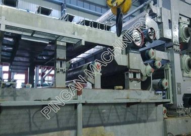 Máquina enorme grande de la fabricación de papel de Rolls Kraft alambre el 19m de la parte inferior de la eficacia alta